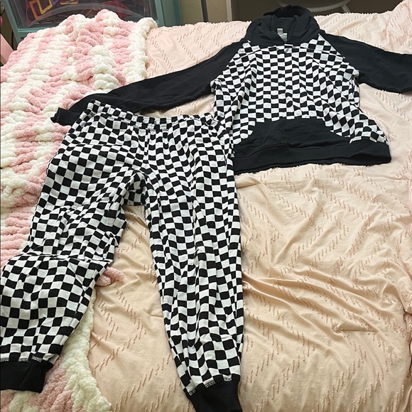 Other - Black and White Checkered Hoodie and Joggers Set